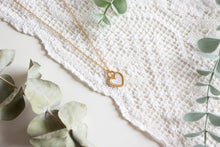 Load image into Gallery viewer, White Heart Necklace