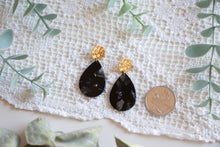 Load image into Gallery viewer, Black Teardrop Earrings