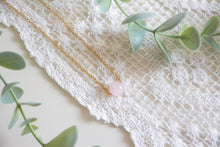 Load image into Gallery viewer, Minimal Rose Quartz Necklace
