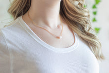 Load image into Gallery viewer, Minimal Rose Quartz Necklace
