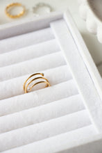 Load image into Gallery viewer, Gold/Silver Wrapped Coil Ring