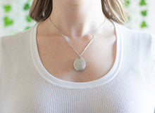 Load image into Gallery viewer, Gold/Silver Oval Locket Necklace