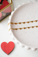 Load image into Gallery viewer, Gold Heart Chain Bracelet