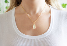Load image into Gallery viewer, Opal Inspired Pendant Necklace