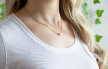 Load image into Gallery viewer, Minimal Pearl Necklace