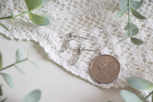 Load image into Gallery viewer, Dainty Silver Leaf Earrings
