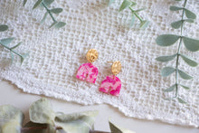 Load image into Gallery viewer, Pretty In Pink Arch Earrings
