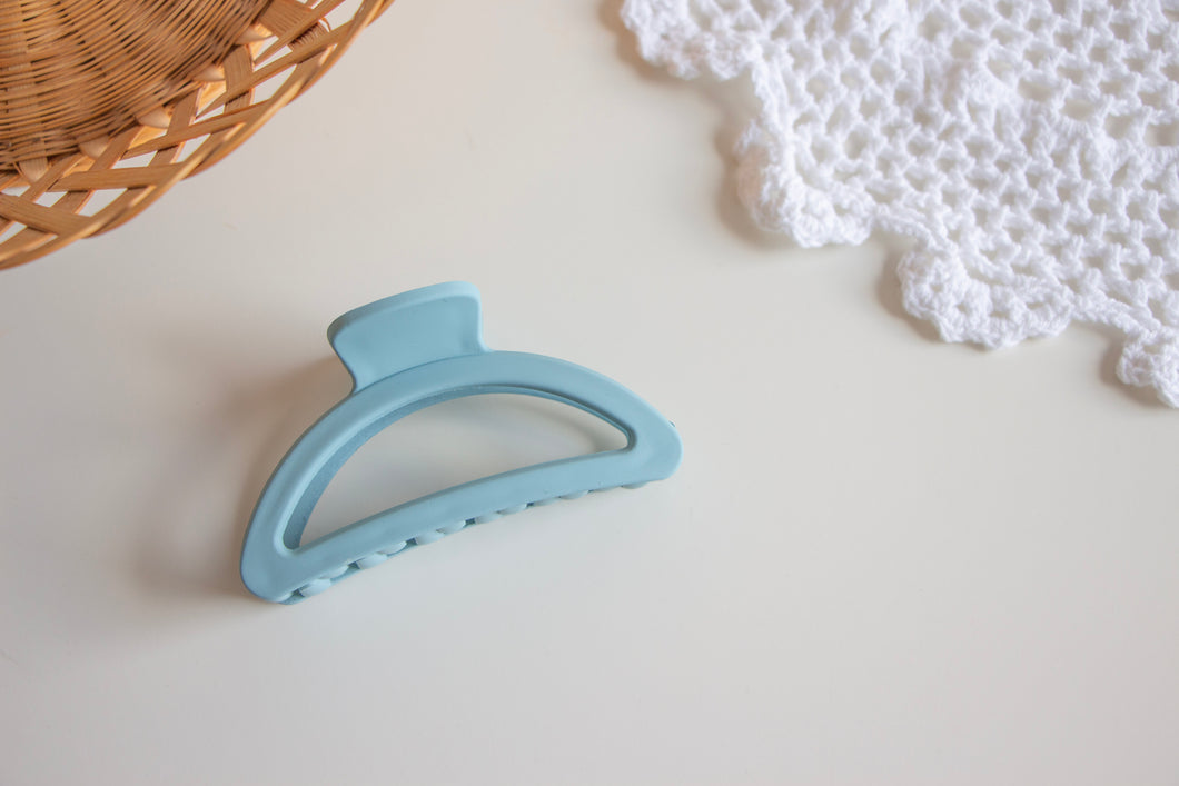 Sky Blue Arch Claw Clip (medium sized)