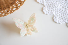 Load image into Gallery viewer, Light Green &amp; Pink Speckled Butterfly Claw Clip
