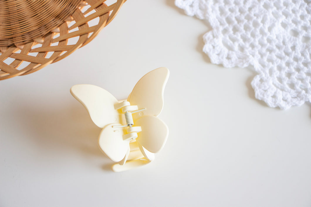 Ivory Matte Butterfly Claw Clip