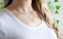 Load image into Gallery viewer, Silver Heart Outline Necklace
